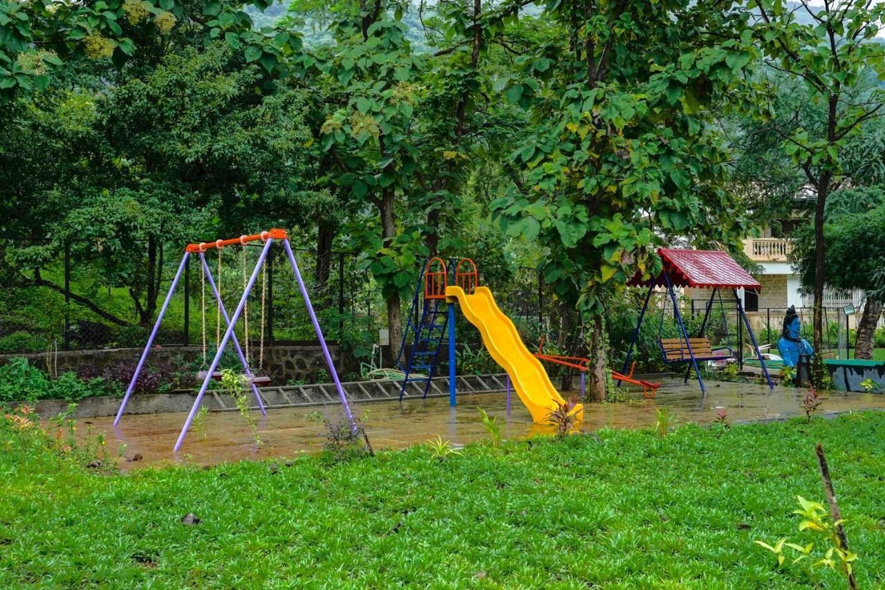 Ninad Homestays 카르자트 외부 사진