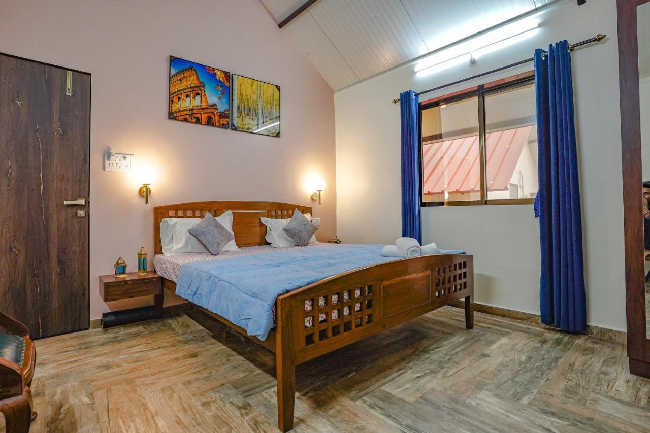 Ninad Homestays 카르자트 외부 사진