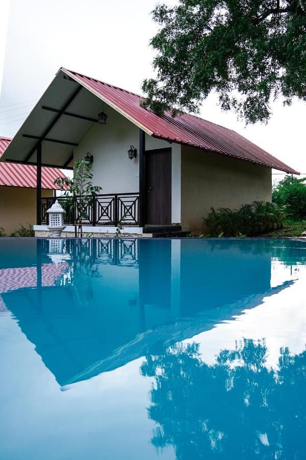Ninad Homestays 카르자트 외부 사진