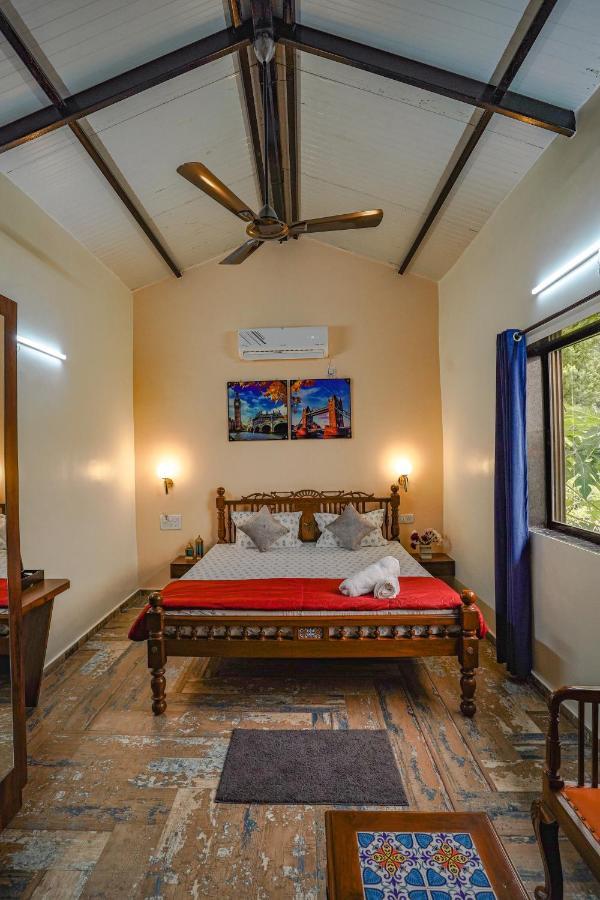 Ninad Homestays 카르자트 외부 사진