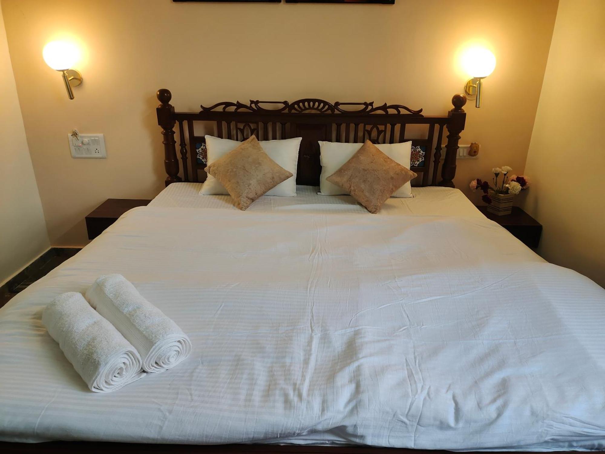 Ninad Homestays 카르자트 외부 사진